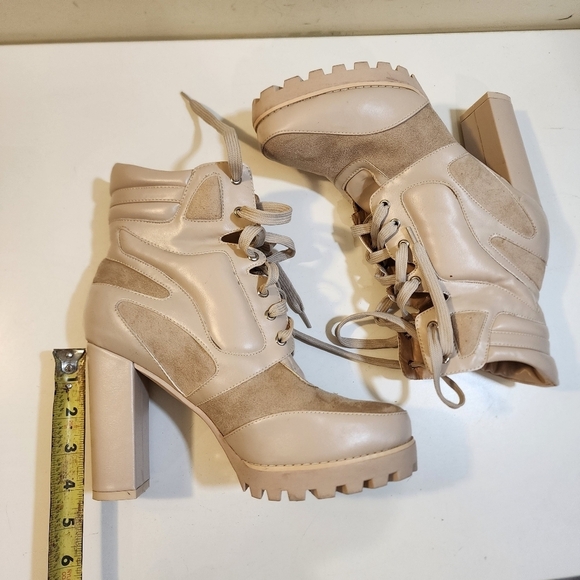 PRETTYLITTLERHING Melora Beige Lace up Heeles Booties size 8 M - Picture 9 of 14